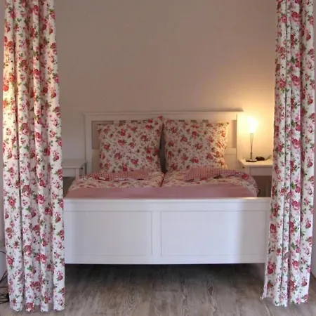 Floroe By Interhome Appartement